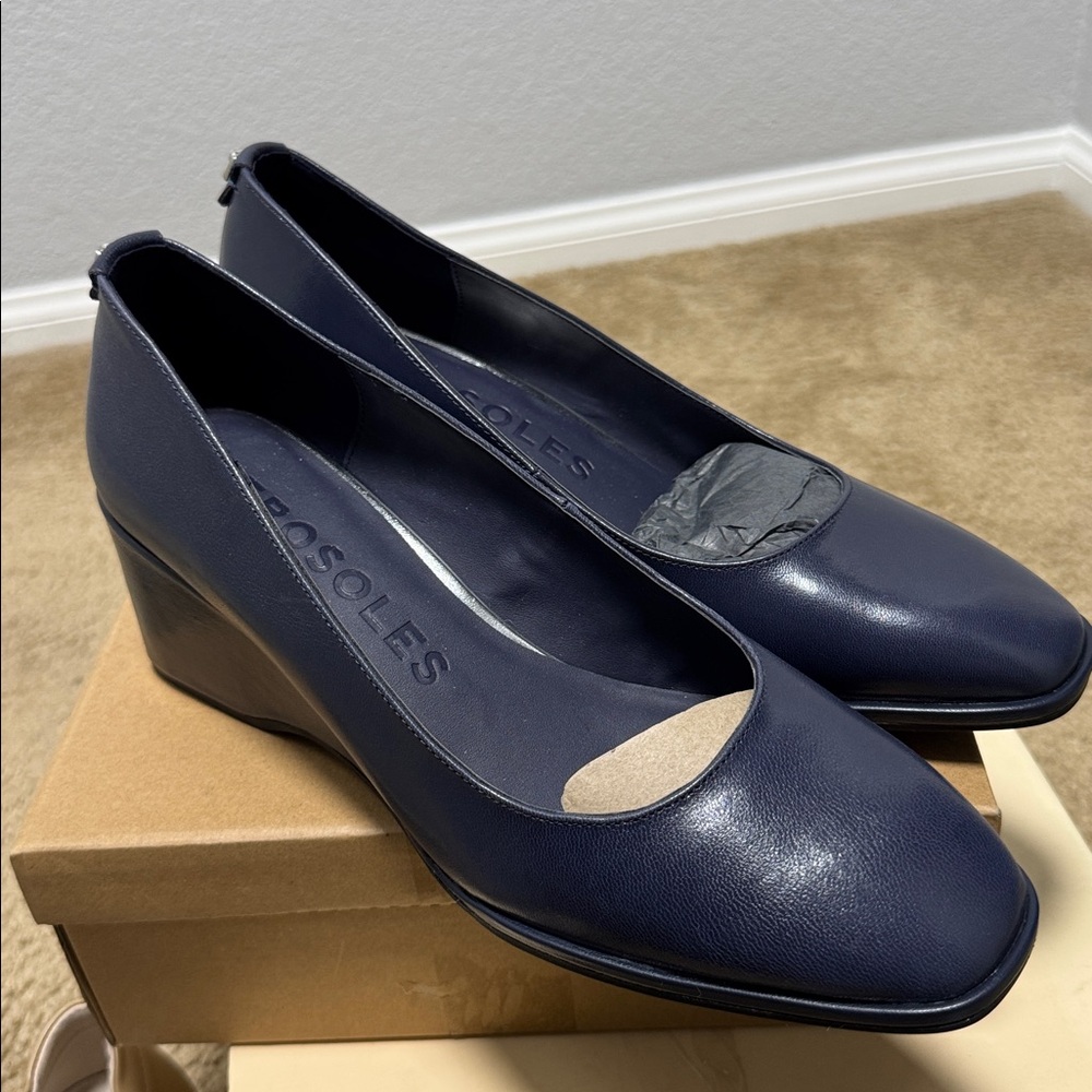 NWOB-Aerosoles Women's Aurora Wedge Pump - Picture 4 of 7